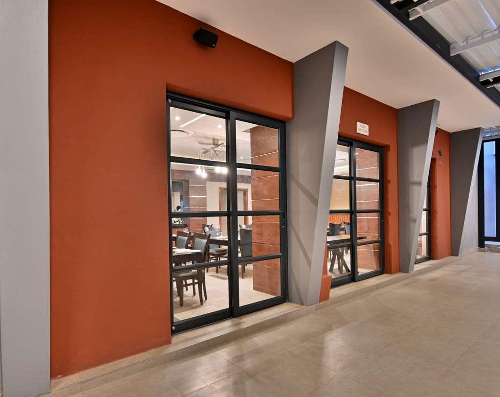 Premier Splendid Inn Bloemfontein Bagian luar foto