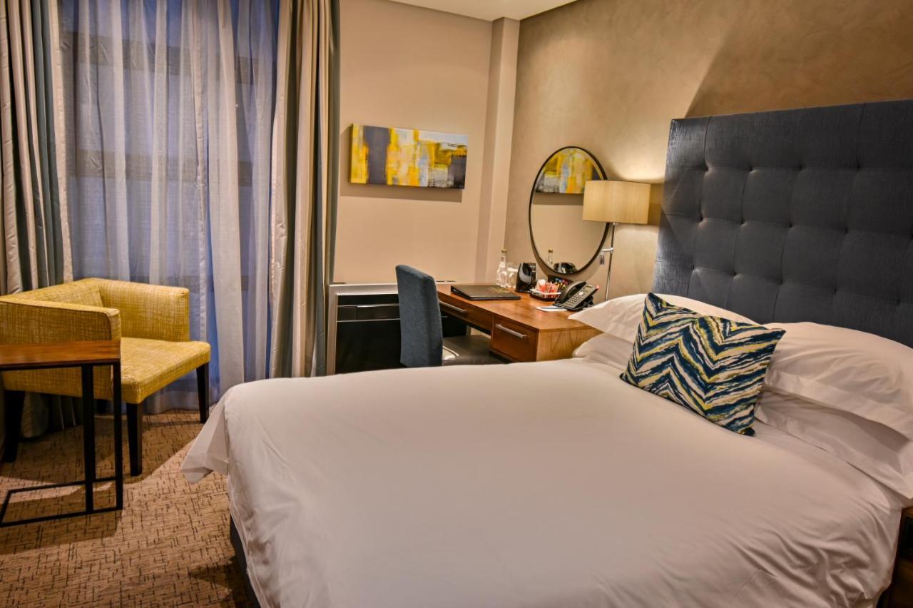 Premier Splendid Inn Bloemfontein Bagian luar foto