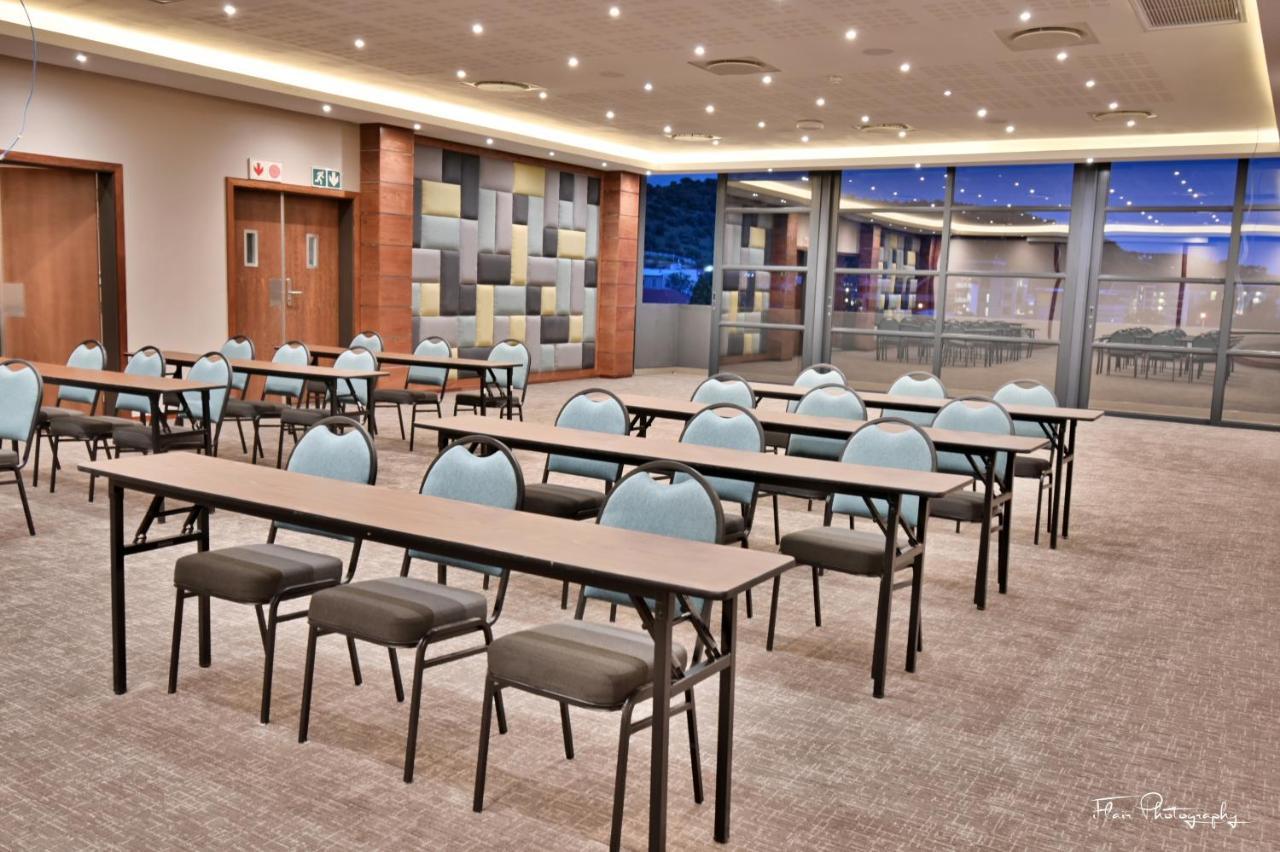 Premier Splendid Inn Bloemfontein Bagian luar foto